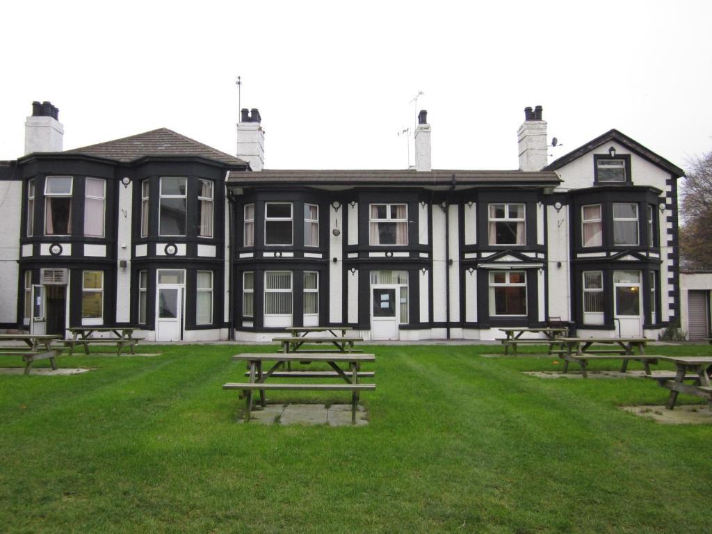 Mersey Hotel Widnes Kültér fotó
