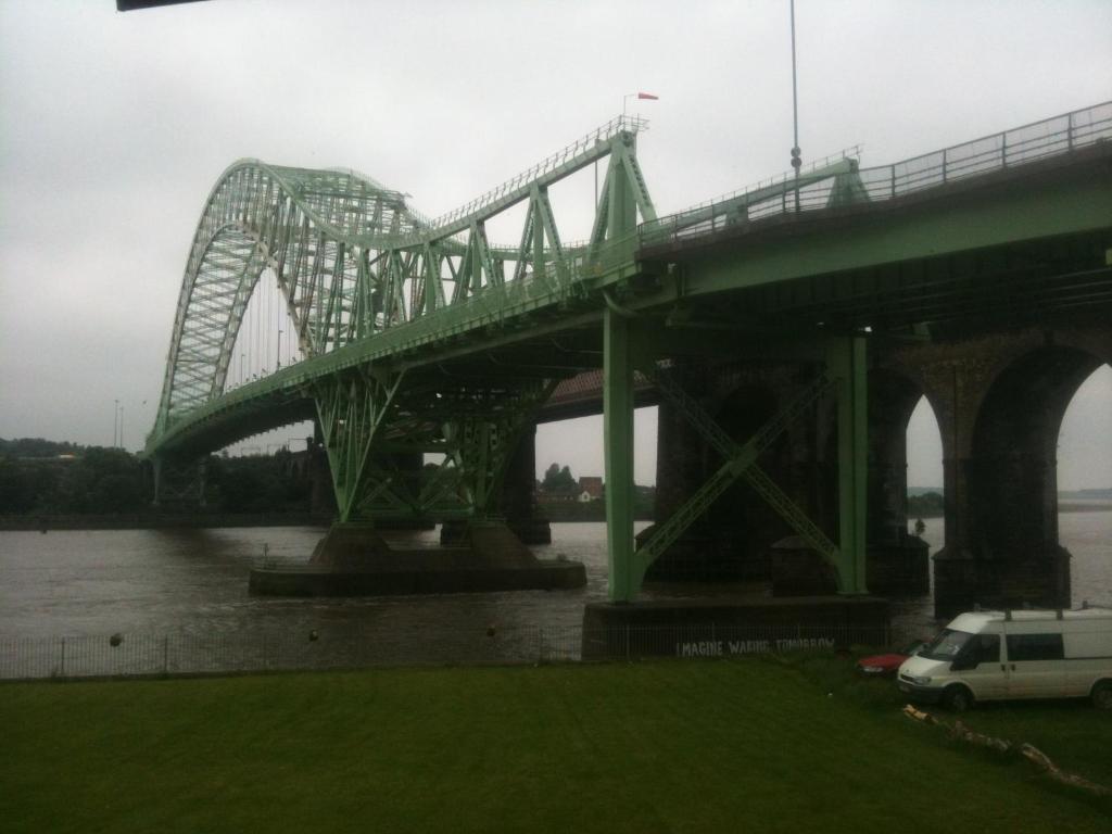 Mersey Hotel Widnes Szoba fotó