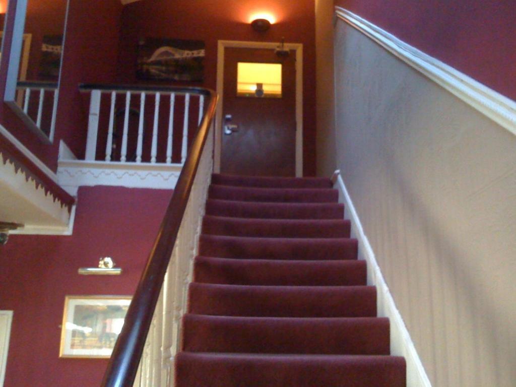 Mersey Hotel Widnes Kültér fotó